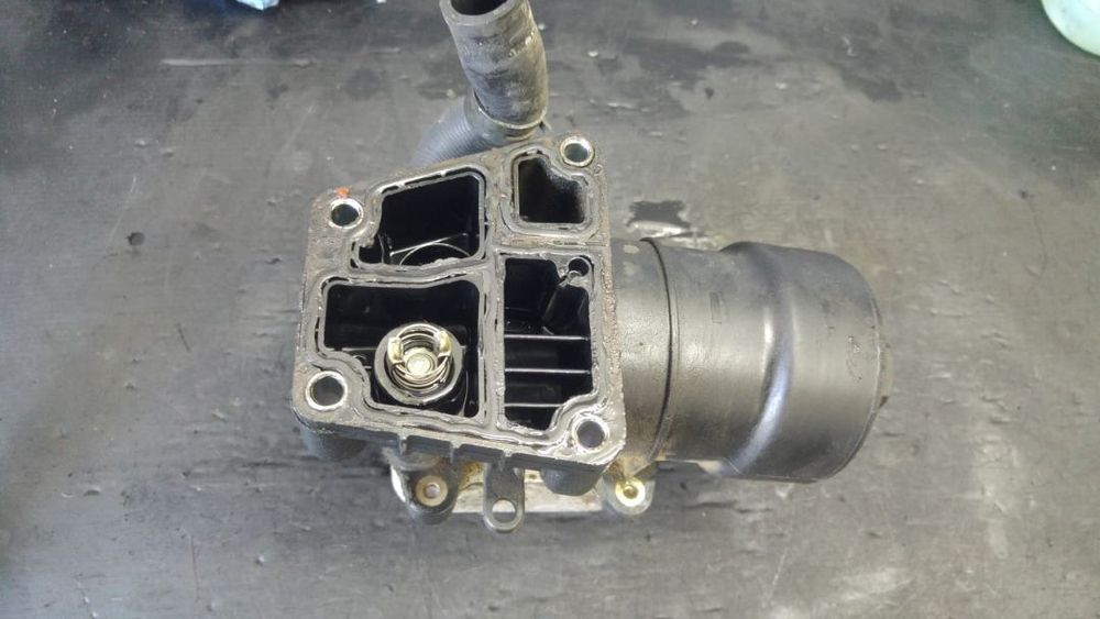 termoflot racitor ulei 1.6 tdi cay  vw passat b6  golf 6 skoda octavia 2 seat leon