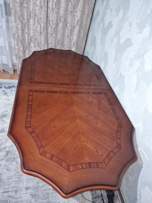 Стол ручной работы