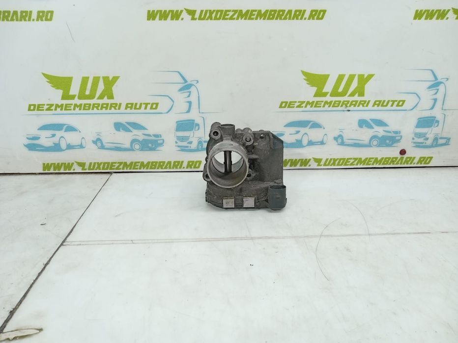 Clapeta acceleratie 2.0 dci m9r 8200330810e Renault Trafic 2 [facelif