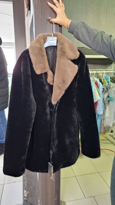 Шубы меховые , очень красивые