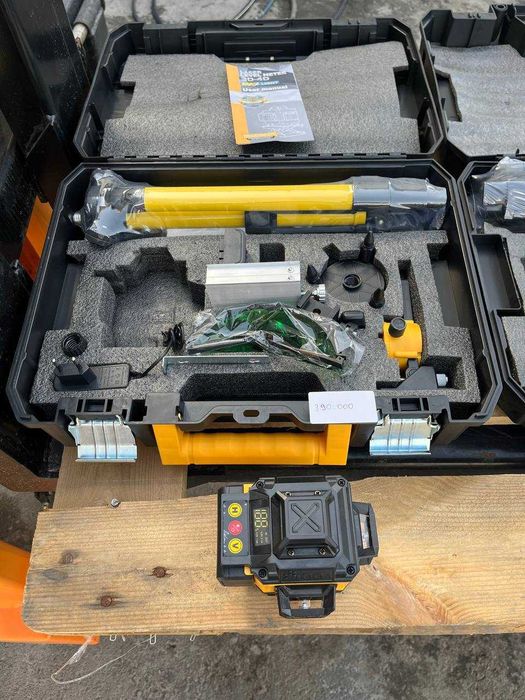 Оригинал BOSCH Лазерный уроверь 4D. Супер цена. Гарантия и Сервис есть