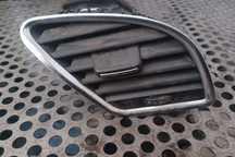 Grila ventilatie bord dreapta Audi A5 8T [2007 - 2011] Coupe 2.0 TFSI
