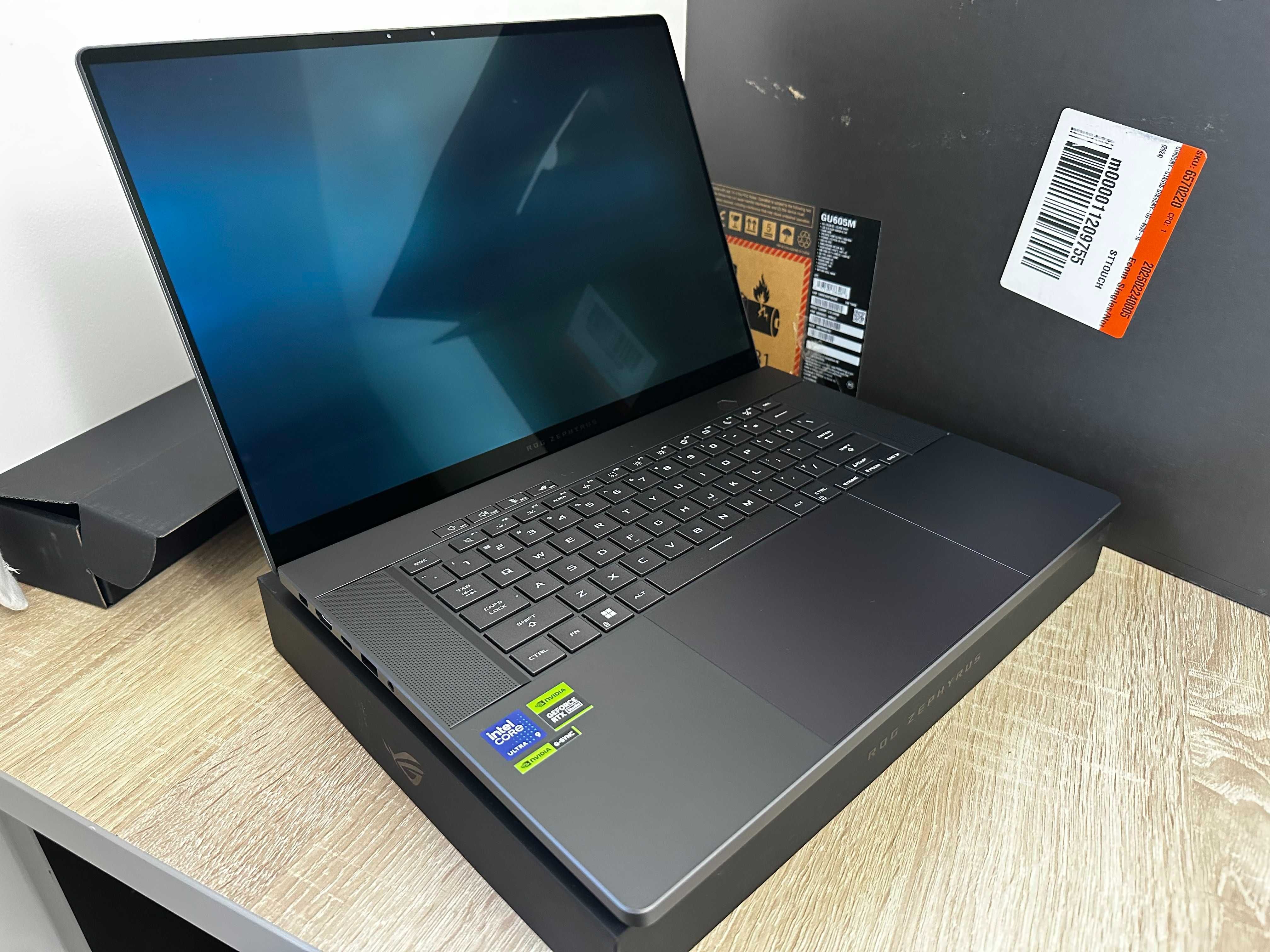 Asus TUF GU605M [Intel Core Ultra 9 185H/32GB DDR5/2TB SSD/16"]