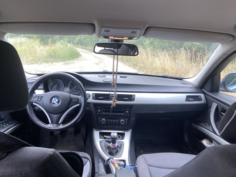 Urgent bmw 320 D an 2009 Euro 5