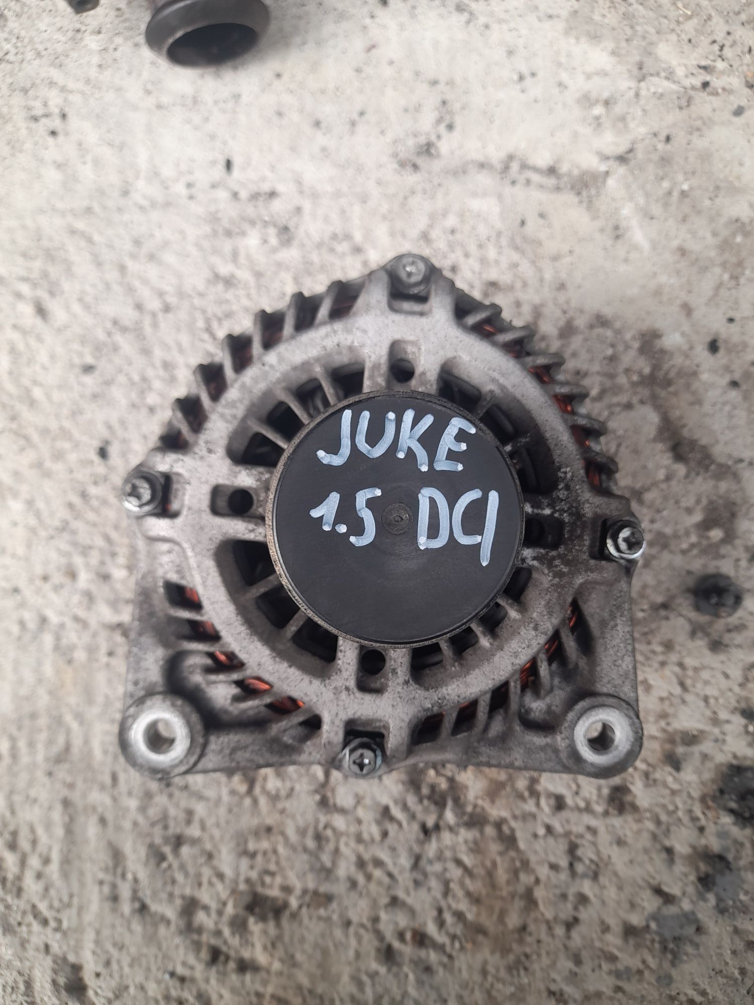 Динамо / Алтернатор Nissan Juke 1.5dci