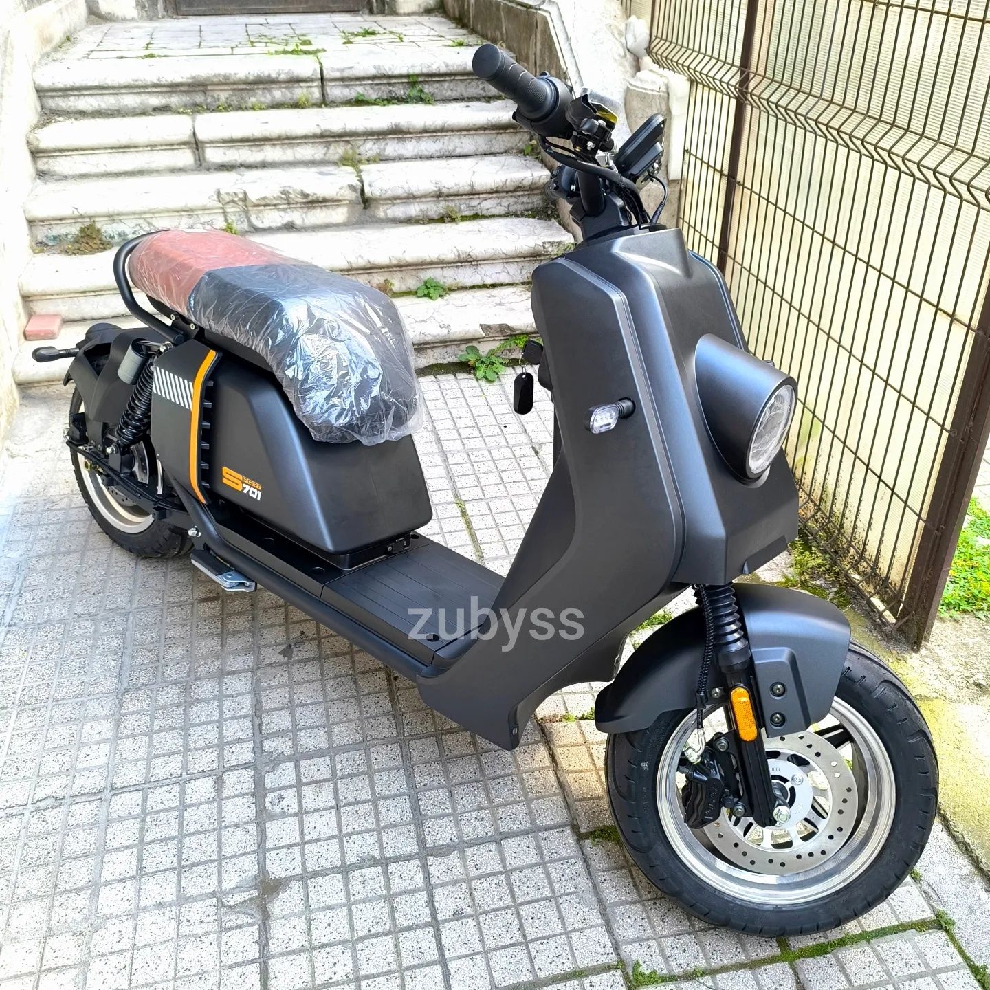 Scuter Electric Fără Permis Solley S701 PRO 2000W Baterie 26Ah  TOP