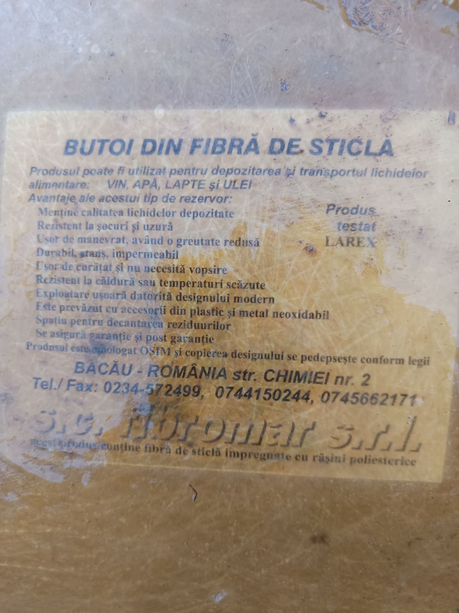 Vand butoi de 250 l din fibră de sticlă