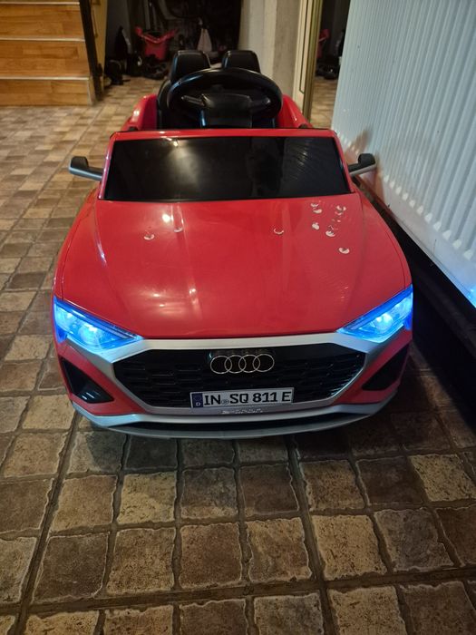Masinuta electrica copii, Audi SQ8, 70W 12V, tip SUV, cu roti moi