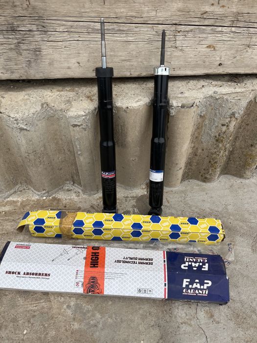 амортизатор стойка гольф2 ремень дастер сандеро