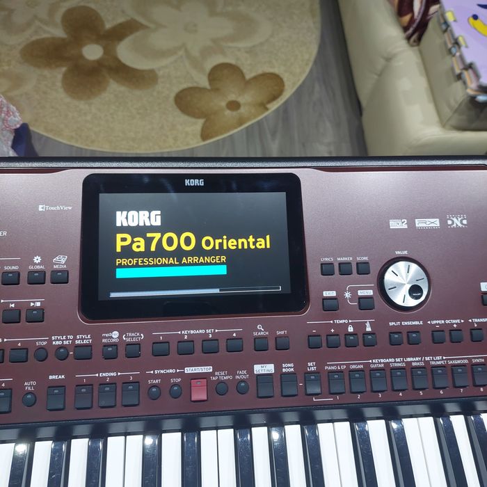 Schimb Orga Korg pa 700 oriental cu Korg pa 1000 . Ofer diferența