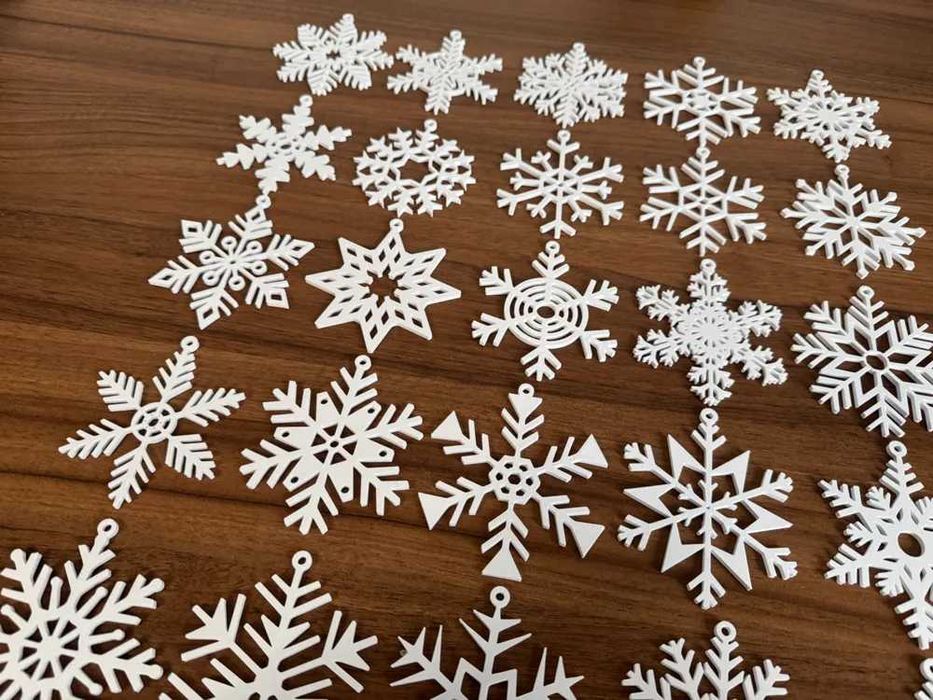 Set 25 fulgi de zapada printati 3d - alb