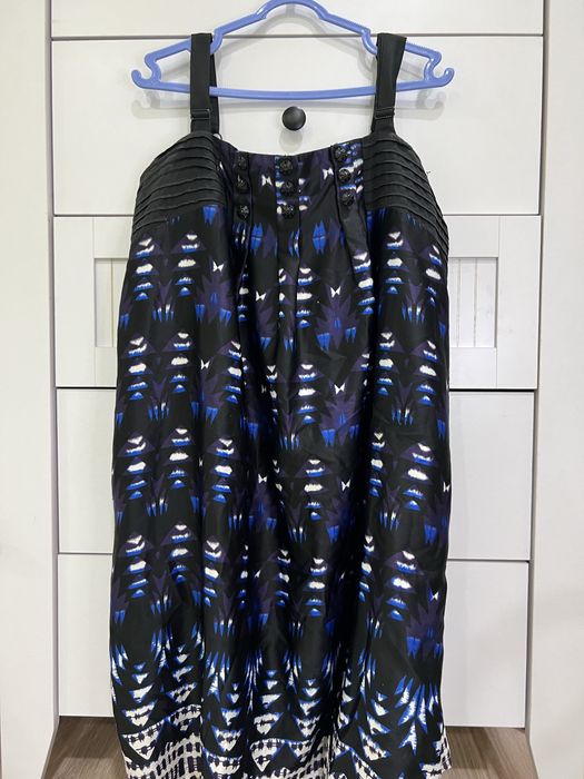 Платья и юбки для женщин и девочек,б/у и новые,состояние очень хорошее