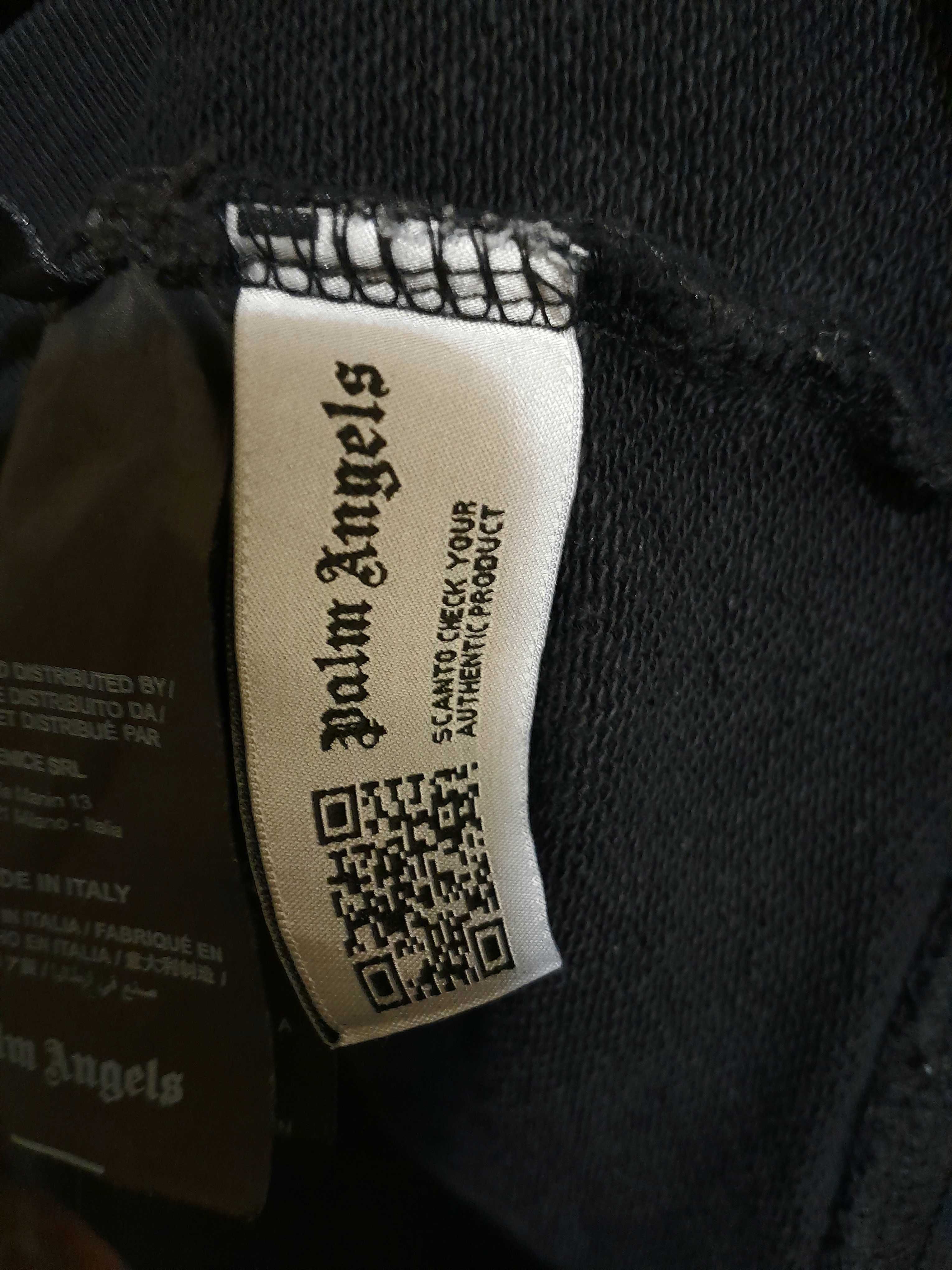 Продавам оригинален Palm Angels sprayed logo sweater