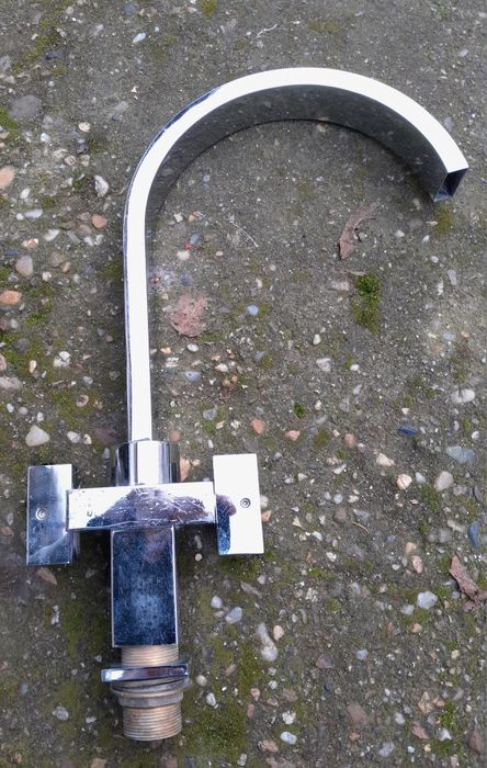 Baterie lavoar cu senzor, defecta