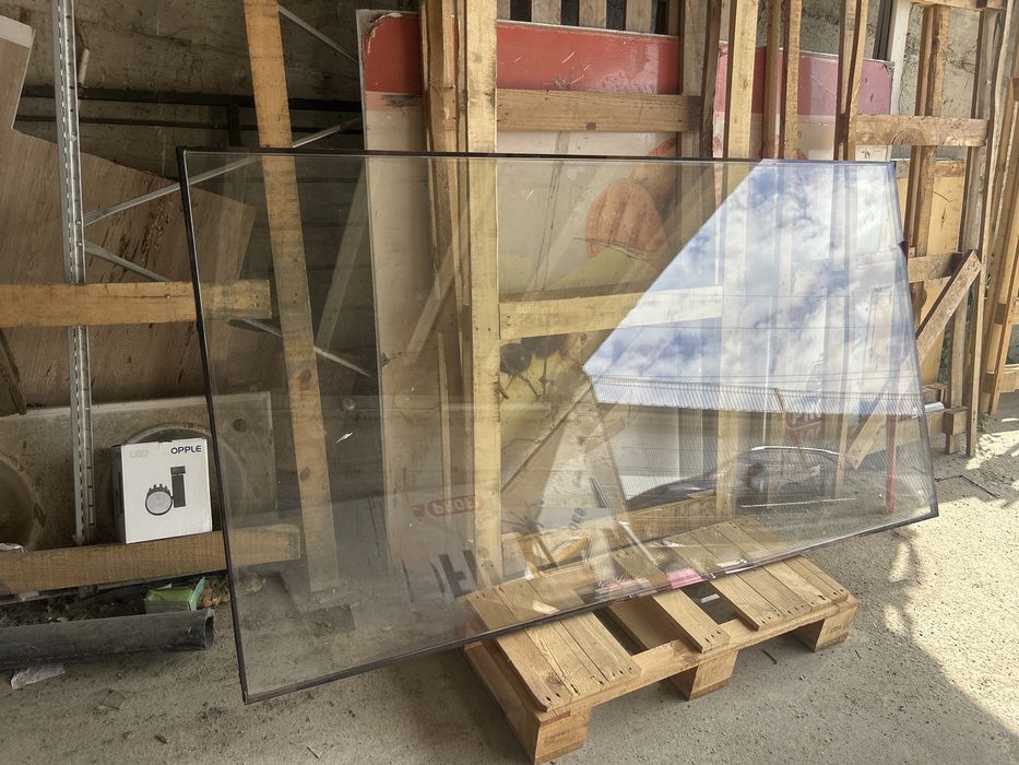 Vand geamuri si usa de balcon termopan