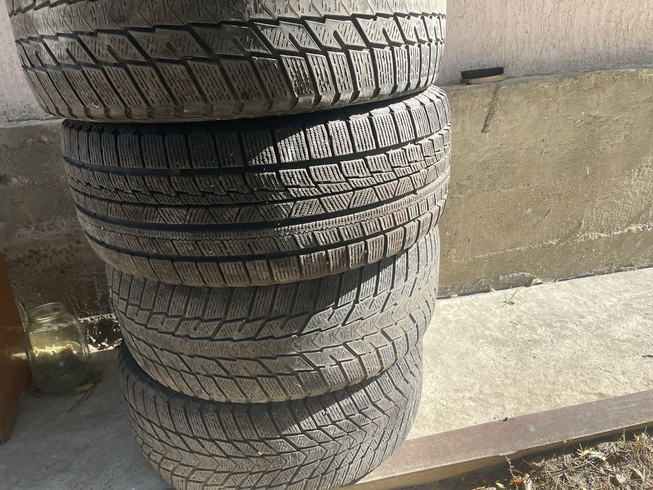 Продам резины R18