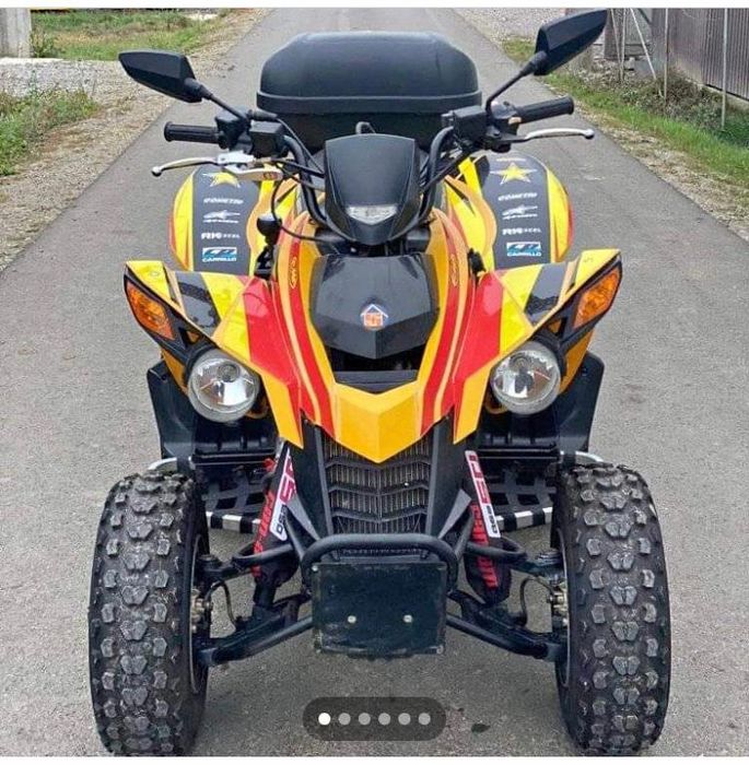 Vând ATV canam 250