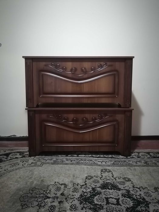 Sandiq sotiladi 2ta kotta