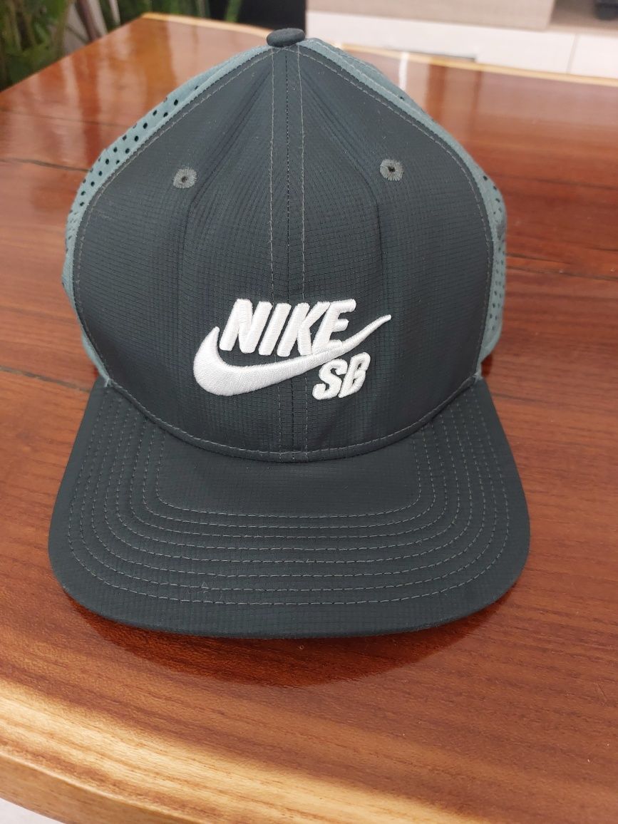 Мъжка шапка Nike