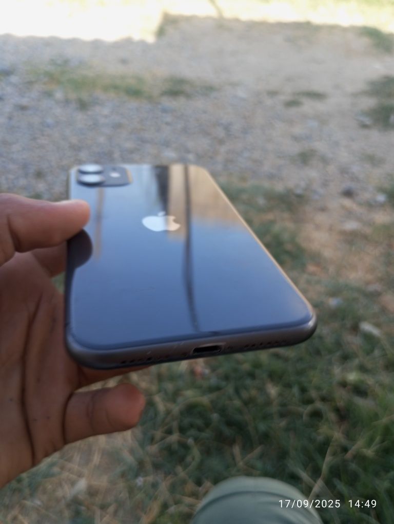 Iphone 11 idial  holada