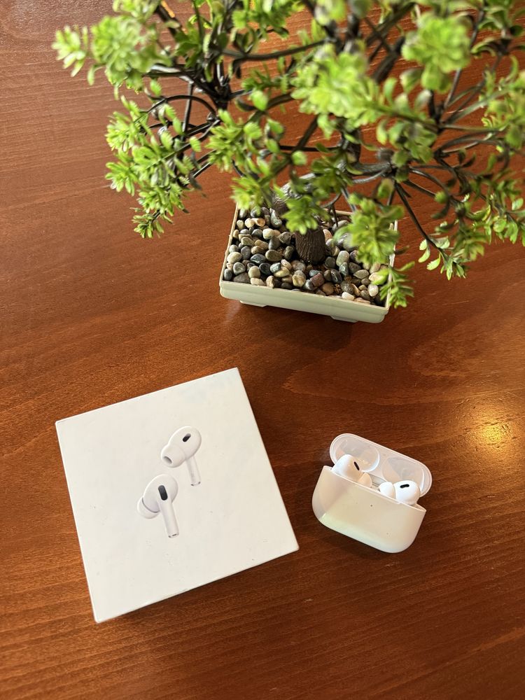 Здравейте продавам Apple airpods pro 2 ! Usb-c