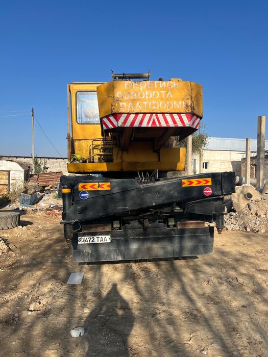 Автокран сотилади