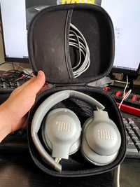 JBL Everest Silver Bluetooth Headset