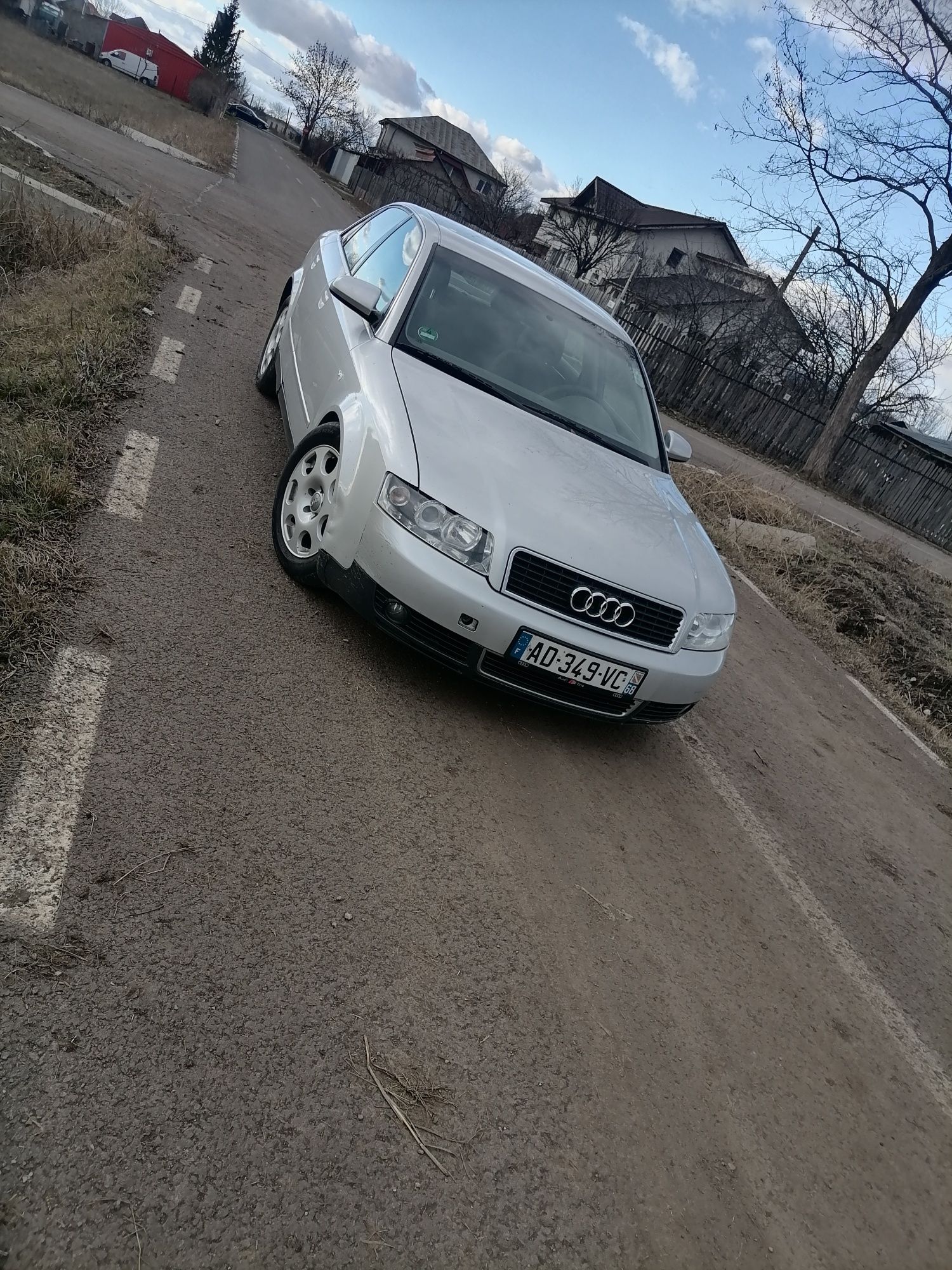 Dezmembrez Audi A4 b6 2.0 ALT Benzina 130 cp