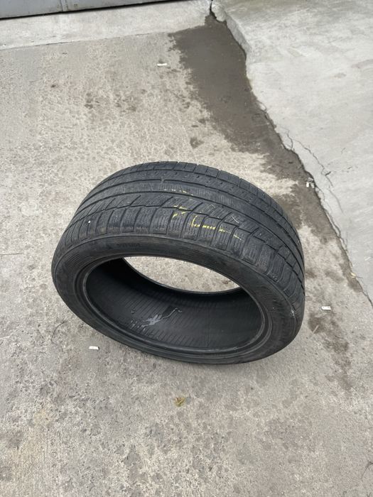 2бр Зимни Гуми Toyo 235/45 R18