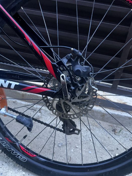 Bicicleta MTB Giant 27.5