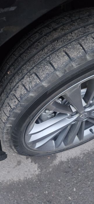 Yokohama 21"255*45 от Leapmotor c16