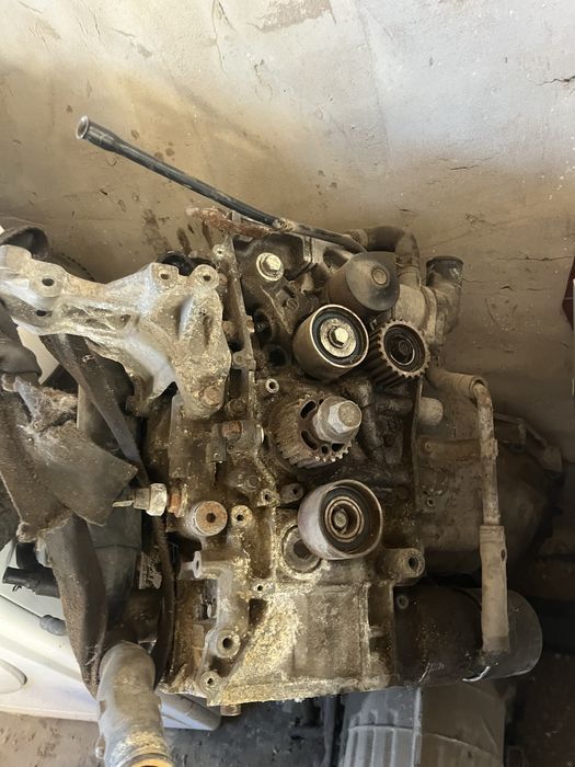 По запчастям двс субару форестер 2.5  2 рспред