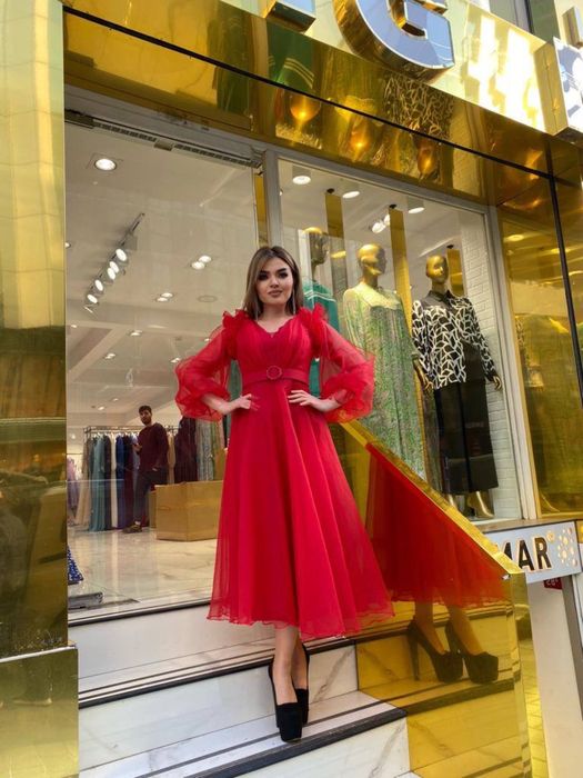 Вечерние  платье красное