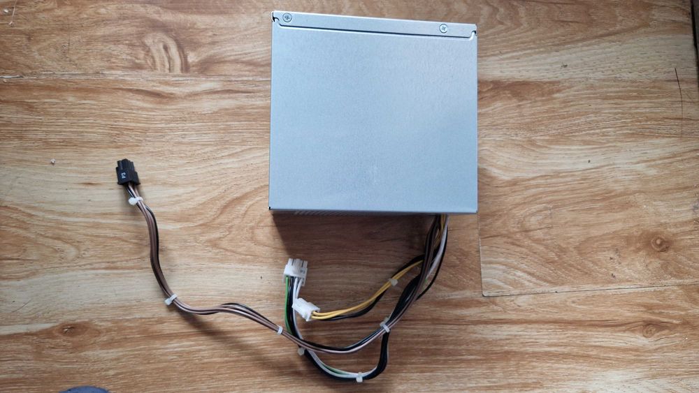 Vand PSU/Sursa Originala Dell model D365EM-00 !! Ca Noua !! la 100lei