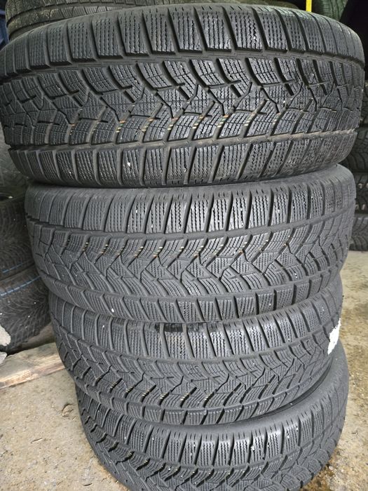 4бр. 235 60 18 Dunlop зимни.