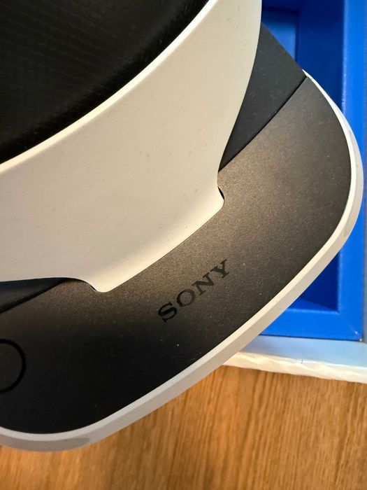 PlayStation 4 Pro 1TB + PlayStation VR + Accesorii complete