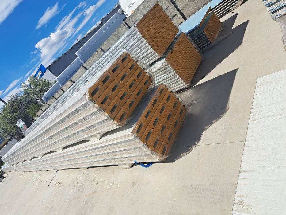 Panou Sandwich Perete si Acoperis