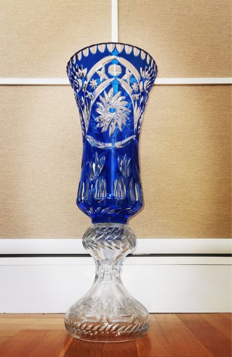 Антикварна кристална ваза Бохемия двуцветна висока 52 см рядка находка