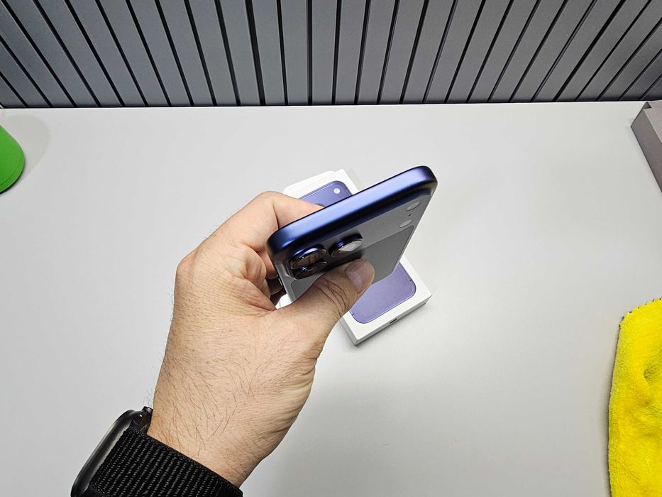 ПРОДАМ iPhone 17 Pro MAX (256GB) Blue / SIM. Состояние НОВОЕ.