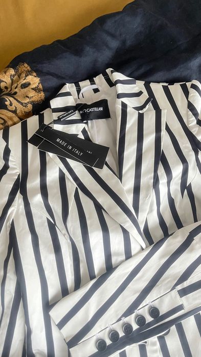 Сако произведено в Италия