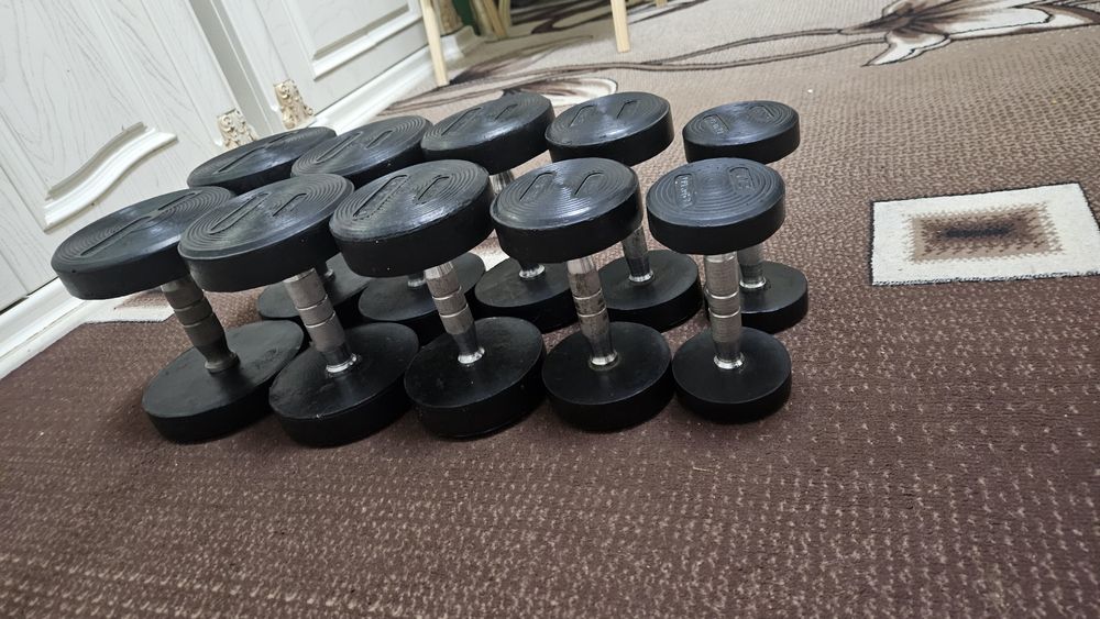 Gantel sotiladi rezina zavod xolati ideal