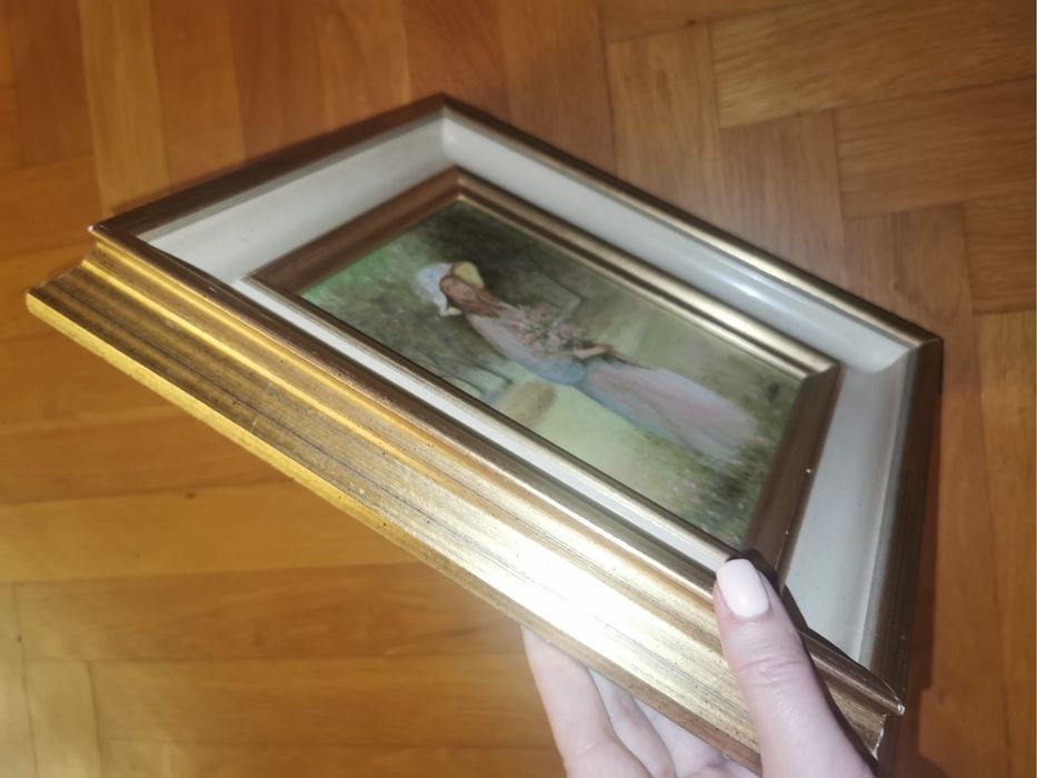 Картина  рисувана на дърво в дървена рамка масив маслени бои авторска