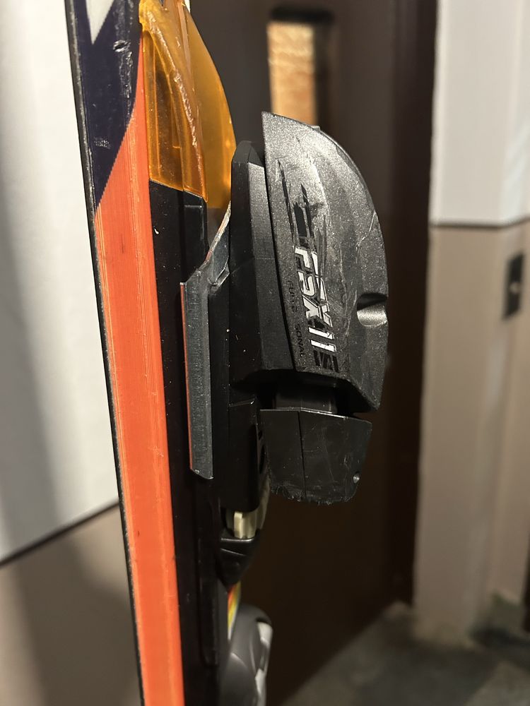 Ски Fischer fire 8