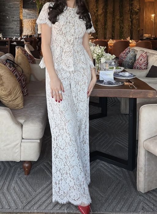 Двойка из гипюра