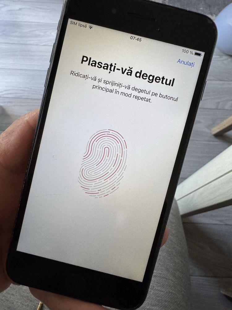 Iphone 7plus orice retea .128 gb , defect