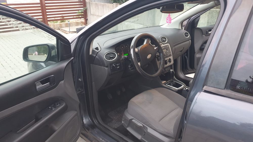 Vînd Ford focus 16 tdci