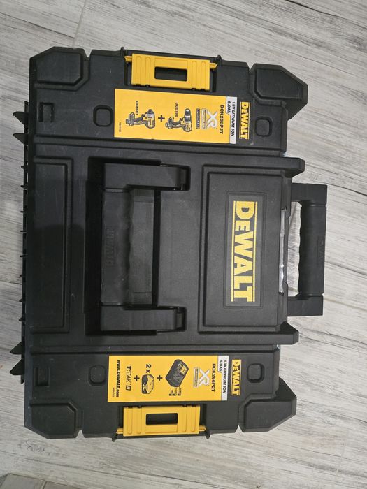 Куфар Девалт/Dewalt