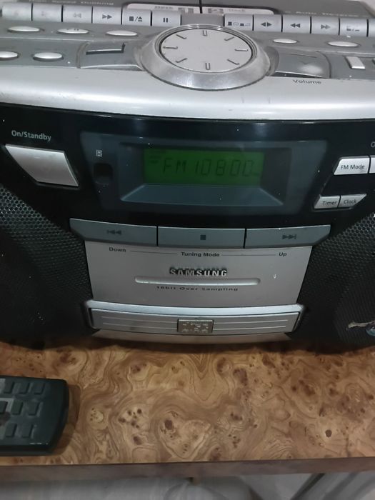 Продам магнитофон самсунг