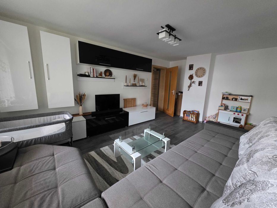 Vand apartament 82mp complet mobilat si utilat