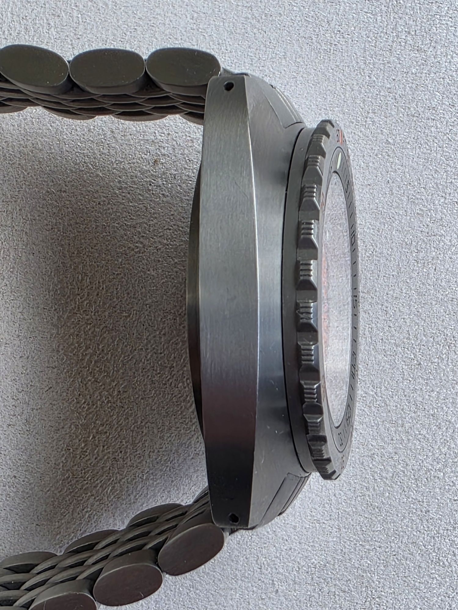 Maranez Samui  Titanium Orange Dial